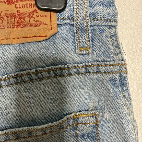 Woman’s Vintage Levi's Classic Light Blue Denim Jeans Size 10 - Picture 6 of 6